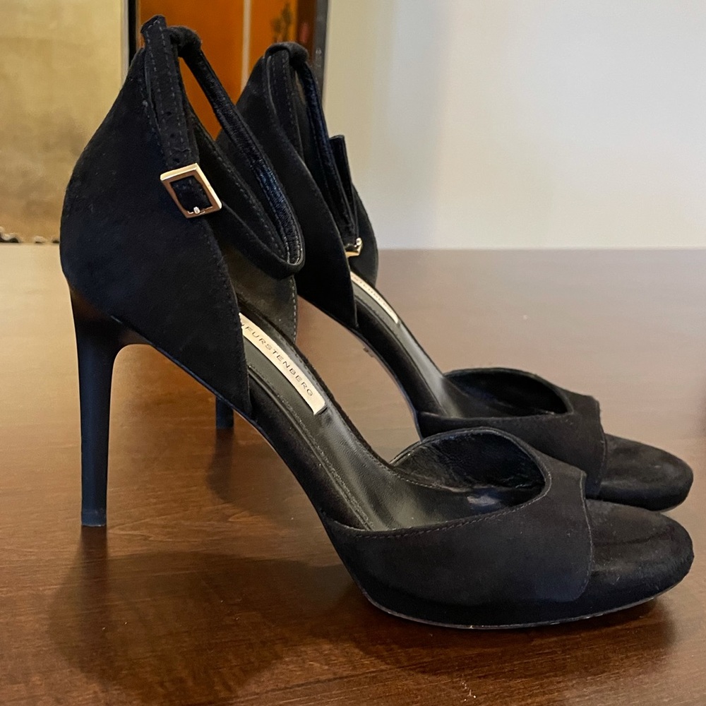 The perfect black heels DVF EUR 36 US 6